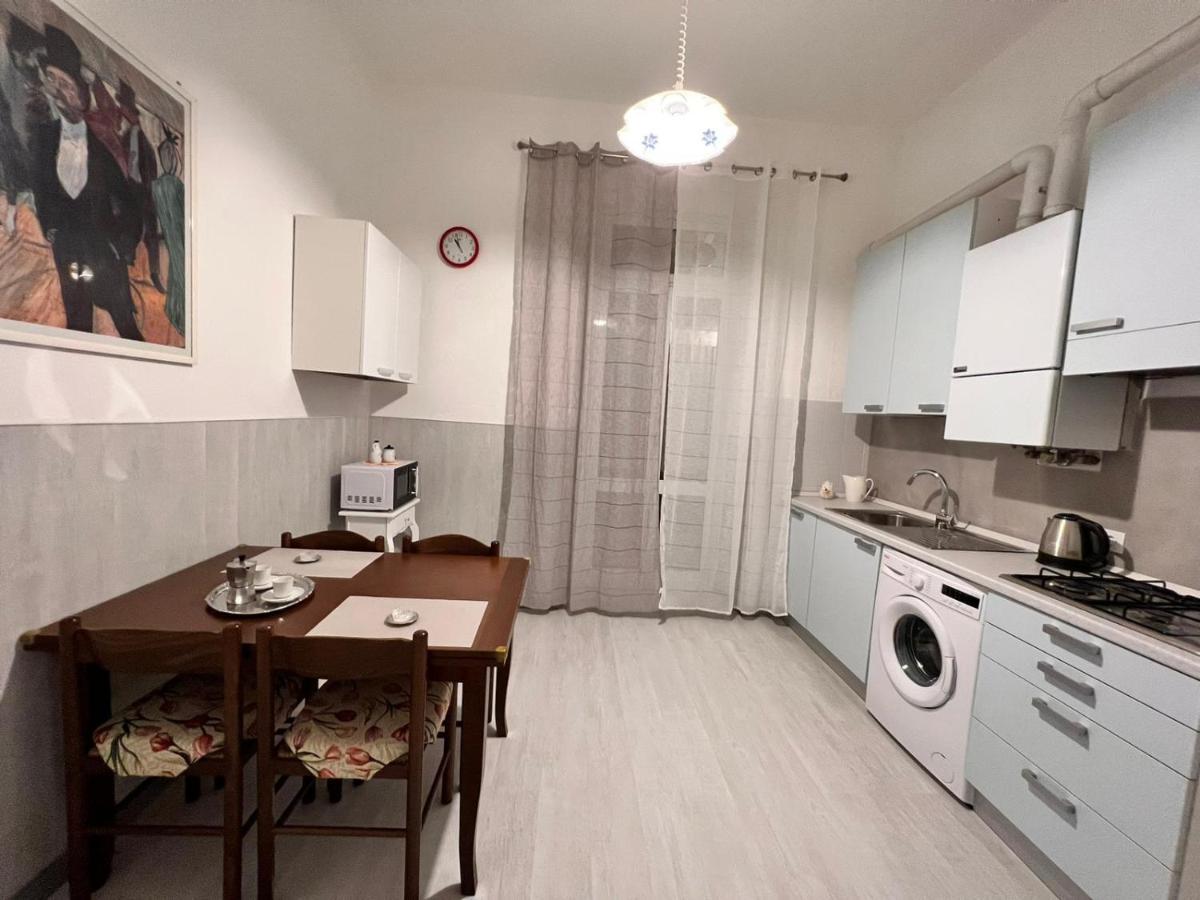 Savona Casa Vacanze Vicino Mare 3 Minuti Wifi エクステリア 写真